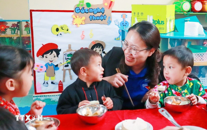 Nữ Tiến sĩ toán học trẻ với khát vọng sáng tạo, tận tâm cống hiến- Ảnh 1.