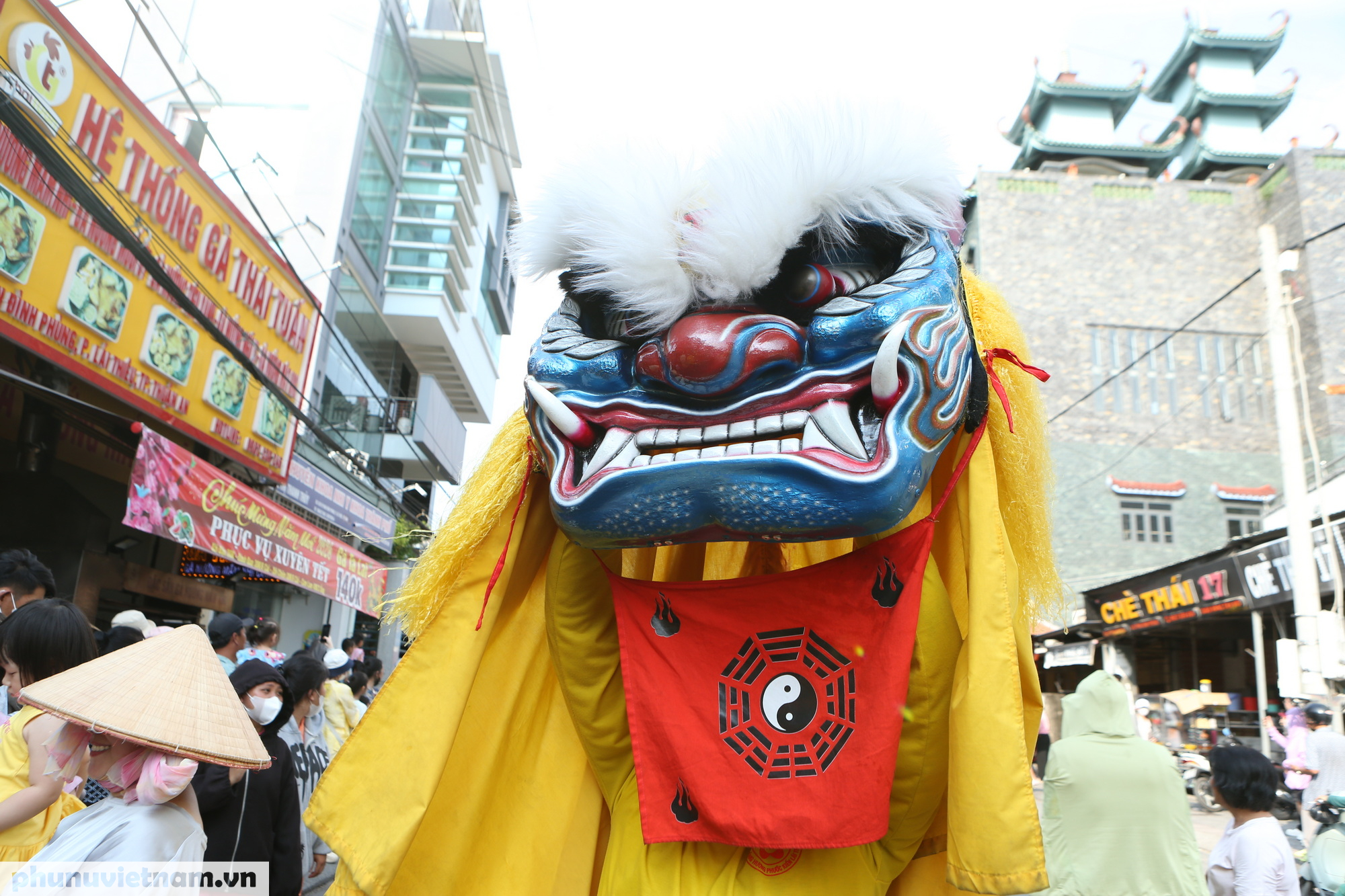 Vui tươi, độc lạ không khí Tết Nguyên tiêu ở TPHCM- Ảnh 16.