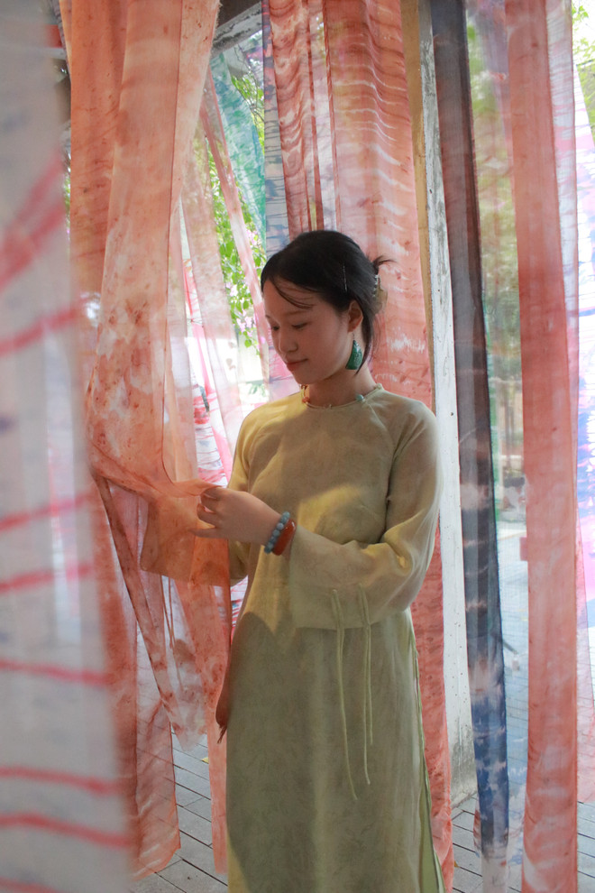 Vỏ bom, xác máy bay Mỹ "nở hoa" trong trưng bày “Chiến tranh và Hòa bình”- Ảnh 3.