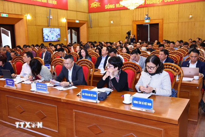 Tăng cường công tác thông tin, tuyên truyền về bầu cử đại biểu Quốc hội và HĐND- Ảnh 2.