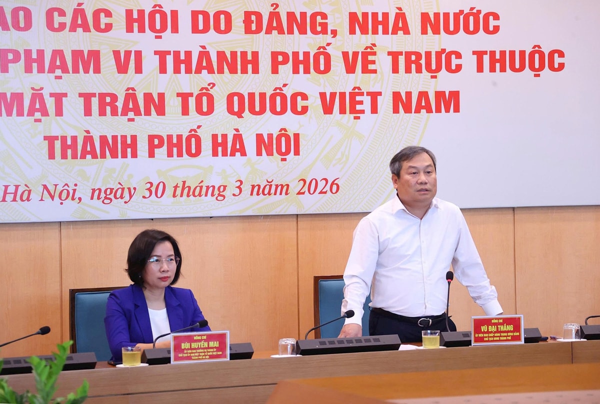 Chuyển giao nguyên trạng 18 hội về Ủy ban MTTQ thành phố Hà Nội- Ảnh 2.