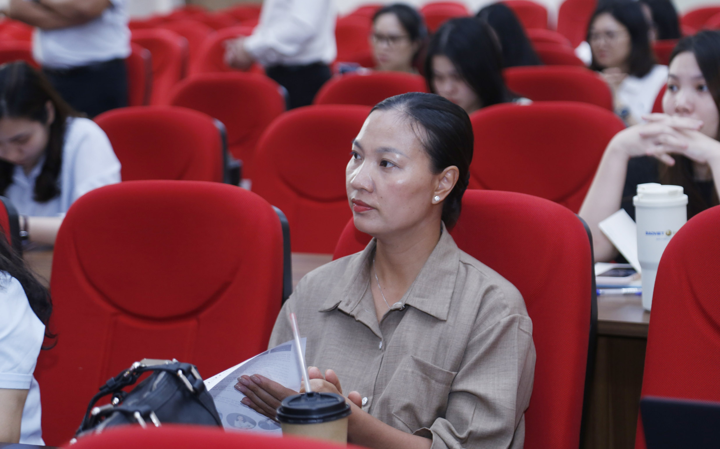 Trang bị kiến thức pháp lý cho phụ nữ khởi nghiệp- Ảnh 9. Trang bị kiến thức pháp lý cho phụ nữ khởi nghiệp- Ảnh 9.