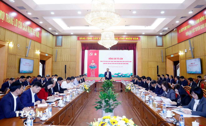 Tổng Bí thư Tô Lâm: Công tác chính trị, tư tưởng phải thực sự đi trước, mở đường- Ảnh 1.