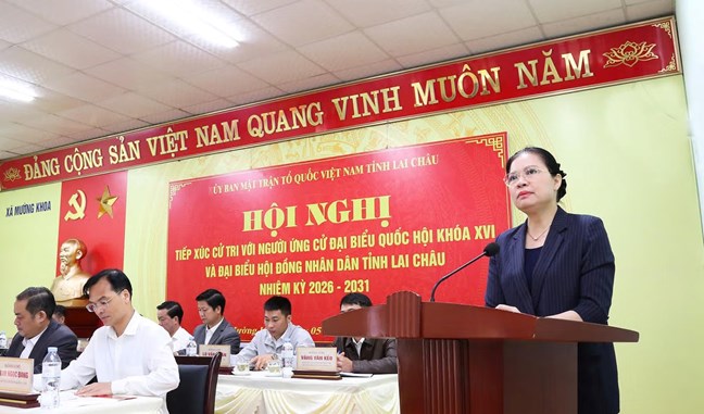 Phó Chủ tịch - Tổng Thư ký UBTƯ MTTQ Việt Nam Hà Thị Nga tiếp xúc cử tri xã Mường Khoa, tỉnh Lai Châu- Ảnh 2.