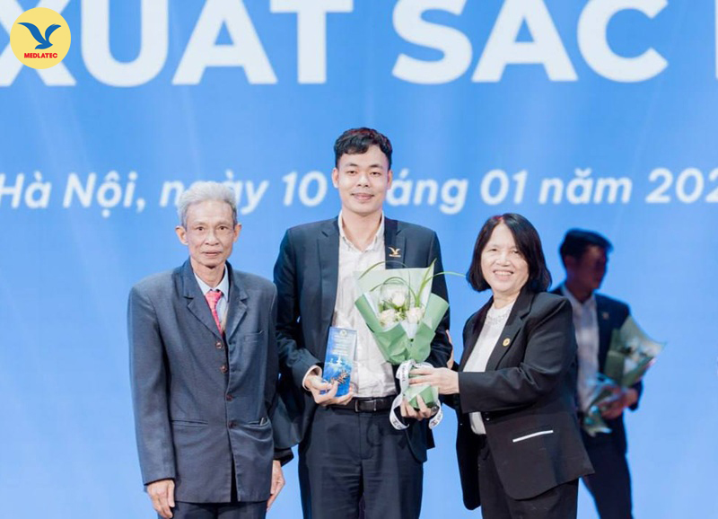 Giám đốc MEDLATEC Campuchia Nguyễn Xuân Đình: Người mang khát vọng y tế Việt “vươn khơi” trên vùng đất Chùa Tháp- Ảnh 1.