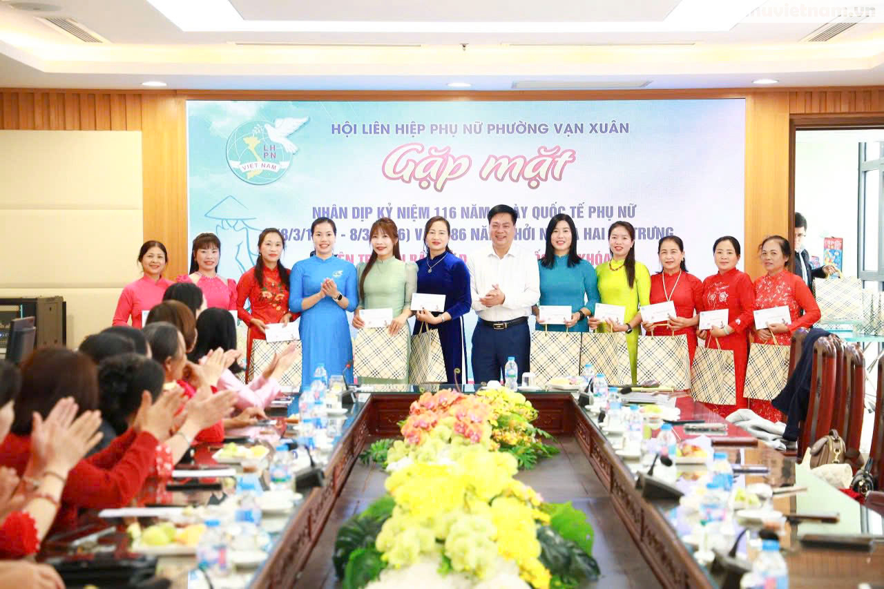 Phụ nữ Thái Nguyên: Nhiều hoạt động thiết thực từ cơ sở hưởng ứng Tuần lễ Áo dài 2026- Ảnh 3.