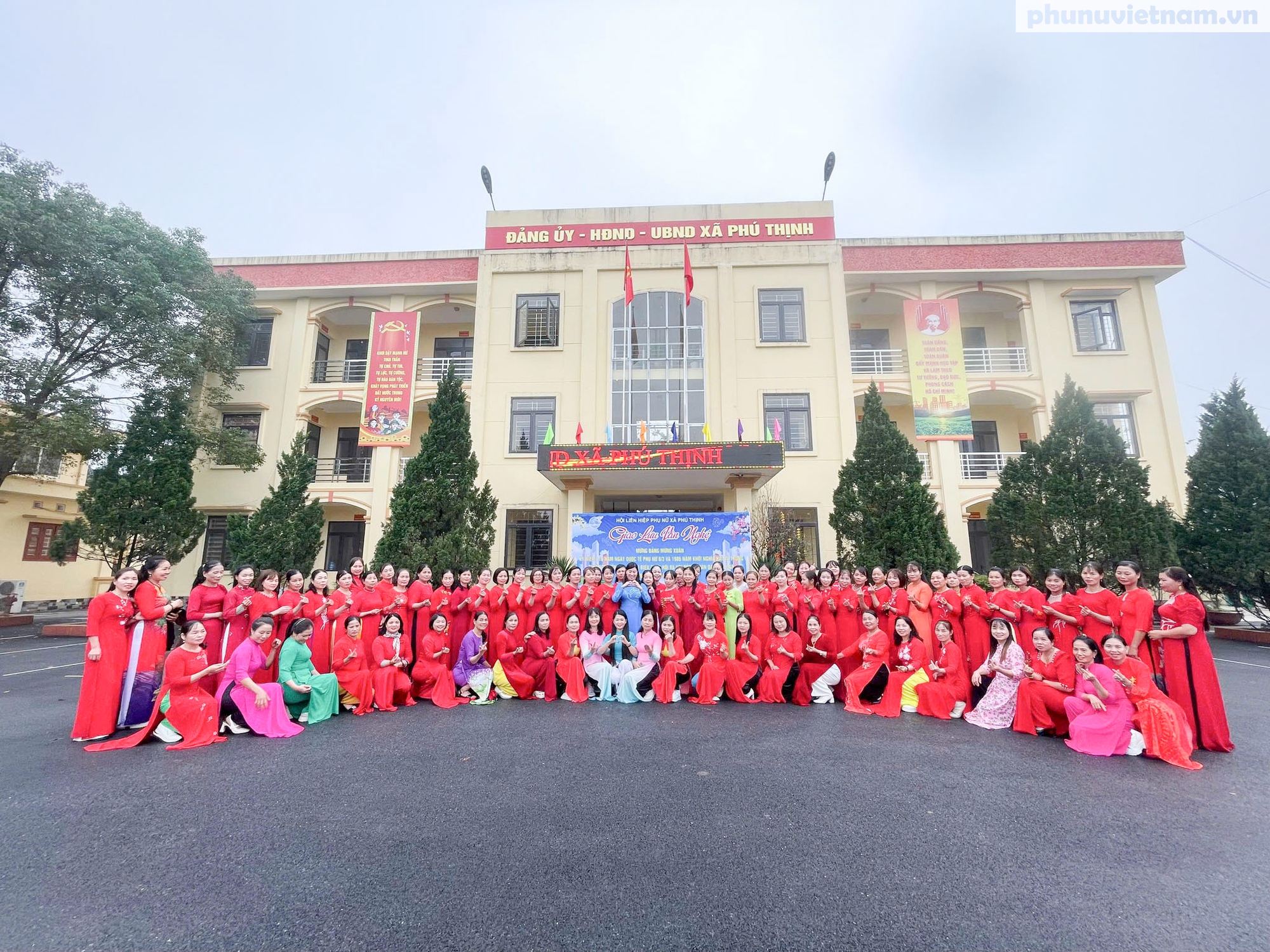 Phụ nữ Thái Nguyên: Nhiều hoạt động thiết thực từ cơ sở hưởng ứng Tuần lễ Áo dài 2026- Ảnh 4.