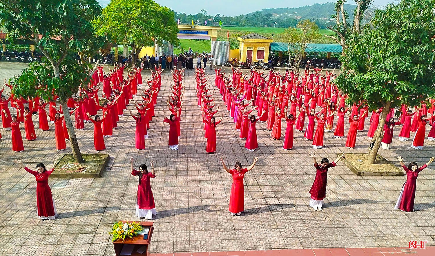 Hà Tĩnh: Sôi nổi các hoạt động chào mừng Ngày Quốc tế phụ nữ 8/3- Ảnh 10.