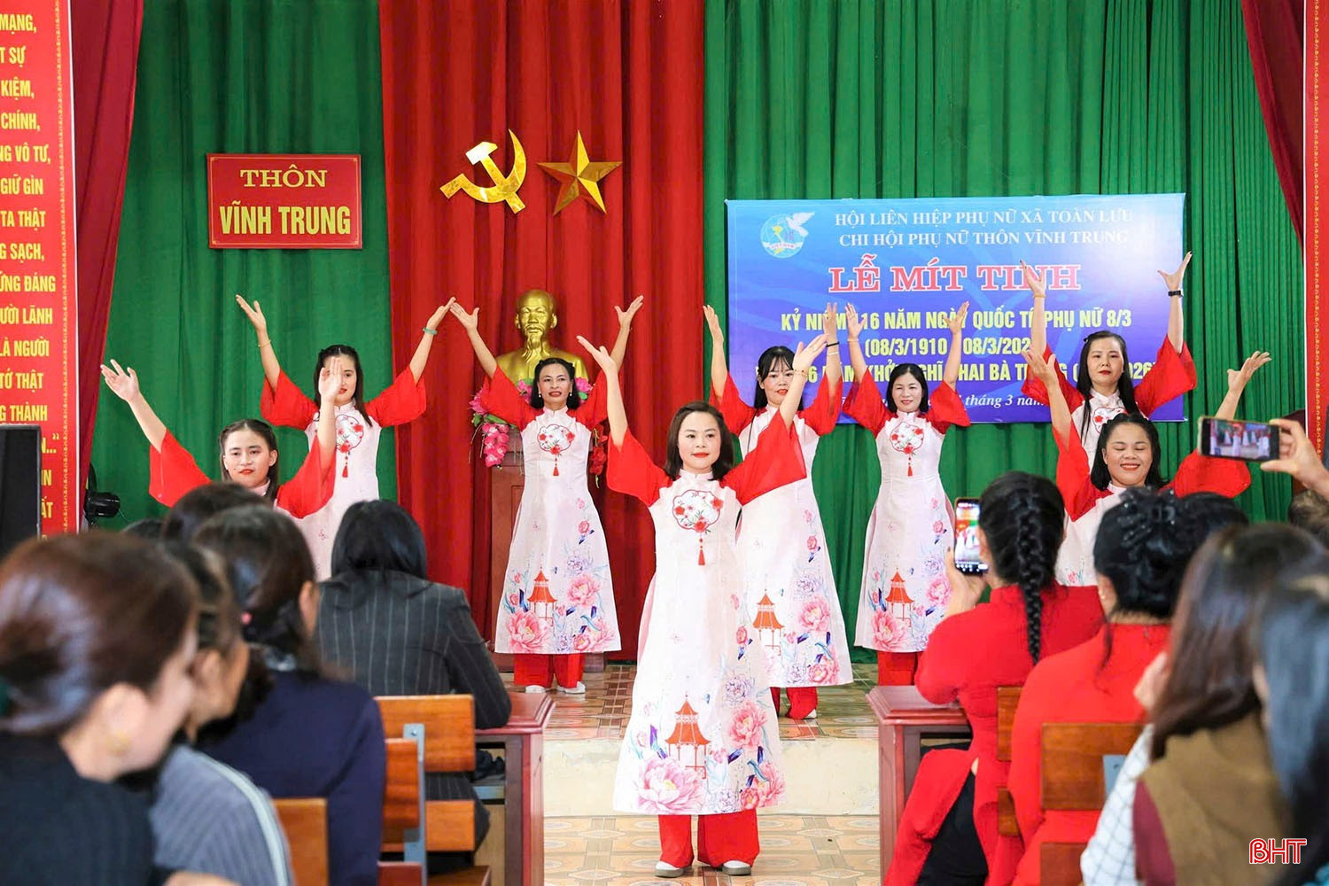 Hà Tĩnh: Sôi nổi các hoạt động chào mừng Ngày Quốc tế phụ nữ 8/3- Ảnh 12.