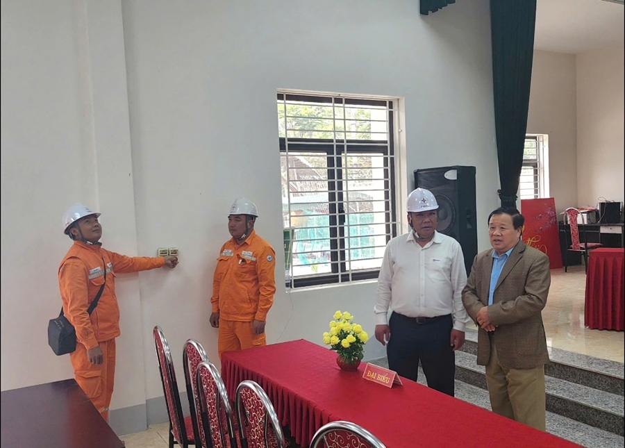Điện lực miền Bắc sẵn sàng cấp điện an toàn, ổn định cho 11.592 đơn vị bầu cử- Ảnh 1.
