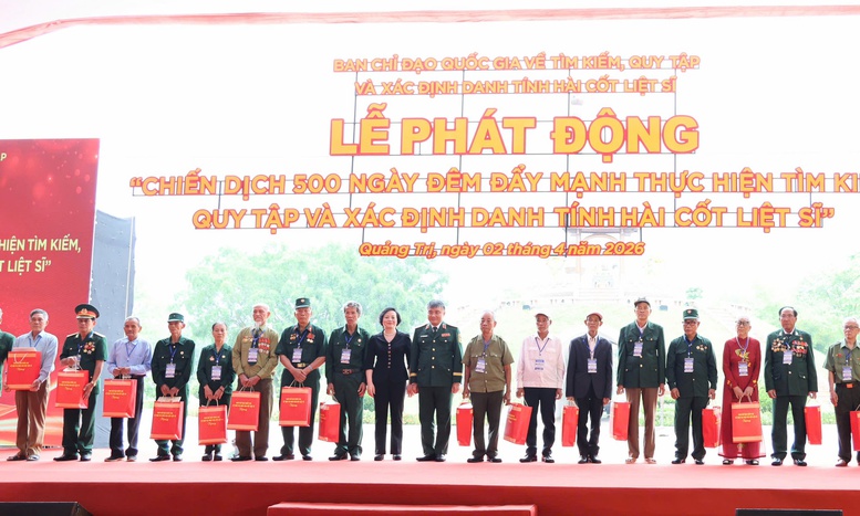 Phó Thủ tướng Phạm Thị Thanh Trà phát động Chiến dịch 500 ngày đêm tìm kiếm, quy tập và xác định danh tính hài cốt liệt sĩ- Ảnh 3.