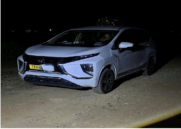 Tạm giữ 4 đối tượng biến ô tô thành "phòng bay" trên đèo vắng- Ảnh 1.