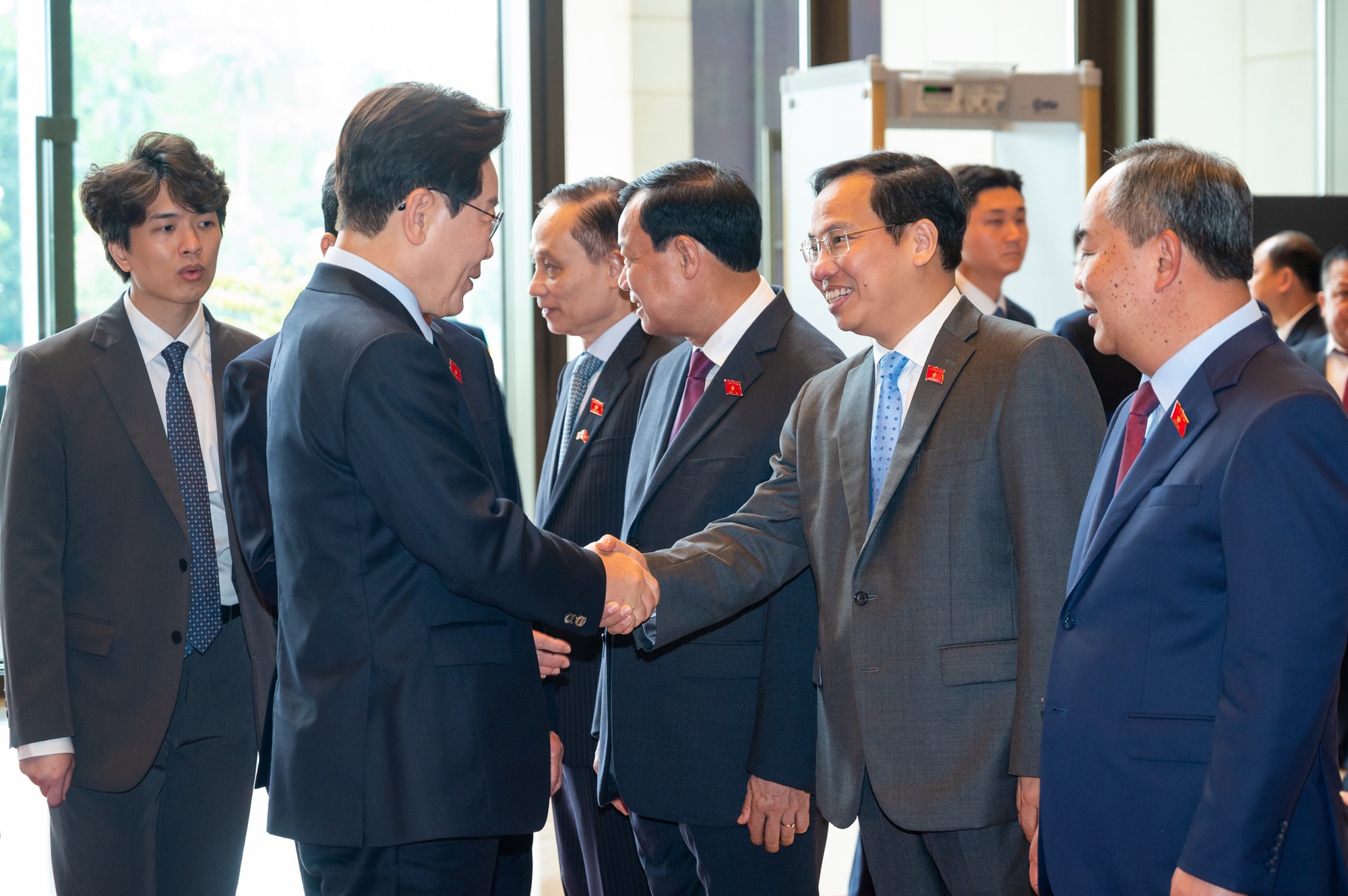 Làm sâu sắc hơn nữa quan hệ hợp tác giữa Quốc hội Việt Nam và Quốc hội Hàn Quốc- Ảnh 4.