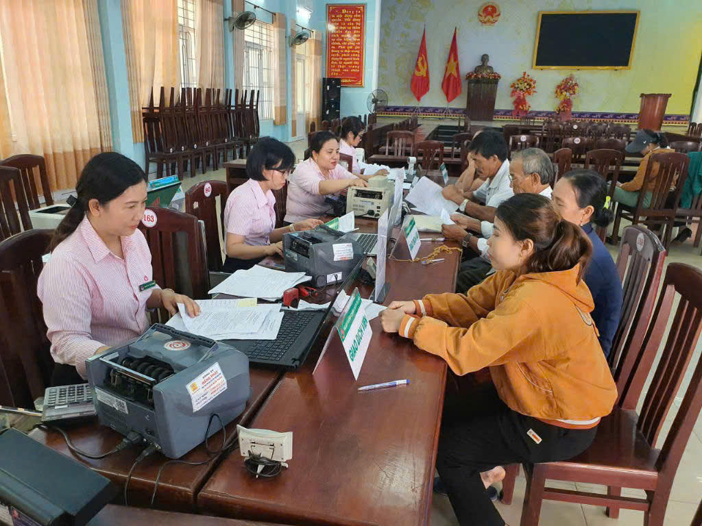 Vốn tín dụng chính sách góp phần giảm nghèo bền vững cho vùng đất ven biển- Ảnh 4.