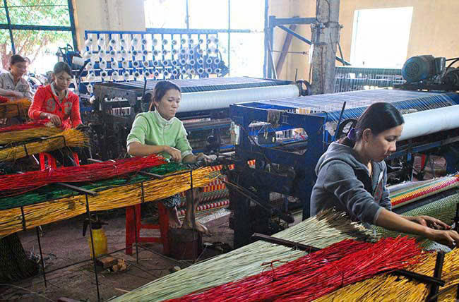 Vốn tín dụng chính sách góp phần giảm nghèo bền vững cho vùng đất ven biển- Ảnh 3.