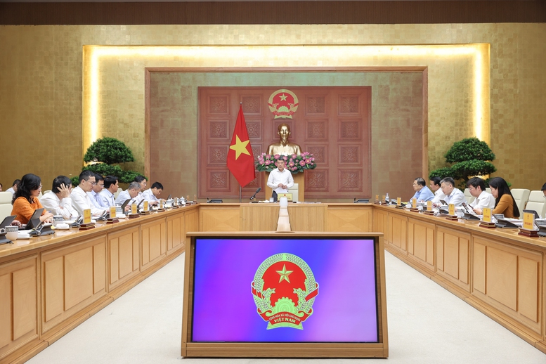 Thủ tướng Lê Minh Hưng làm việc với Ngân hàng Nhà nước Việt Nam- Ảnh 1.