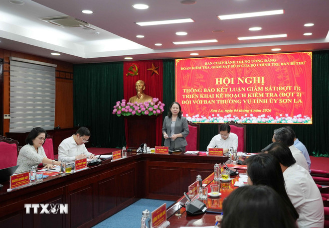 Đoàn của Bộ Chính trị, Ban Bí thư làm việc với Ban Thường vụ Tỉnh ủy Sơn La- Ảnh 1.