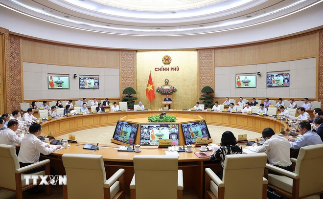 Thủ tướng: Vượt qua nhiều “cơn gió ngược,” đưa “con thuyền” kinh tế, xã hội cập bến an toàn- Ảnh 1.