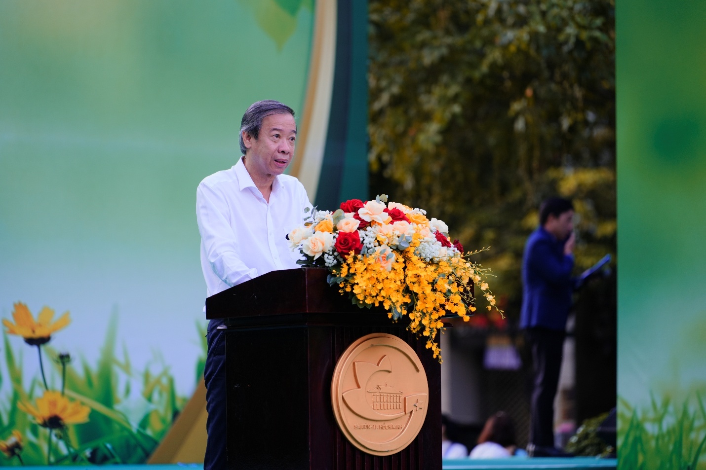 Vinamilk đồng hành cùng ngành Y tế TPHCM chăm sóc sức khỏe cộng đồng- Ảnh 3.