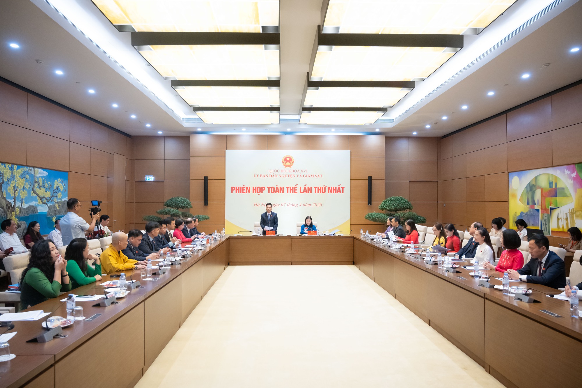 Không ngừng đổi mới hoạt động giám sát để đáp ứng tốt hơn nữa yêu cầu của thực tiễn- Ảnh 1.