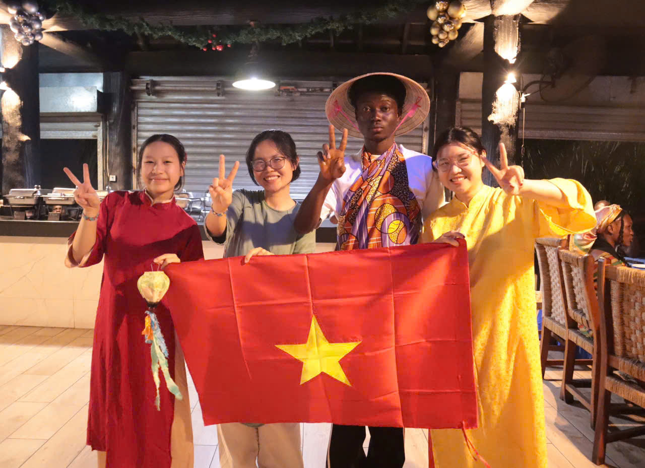 Đại diện Việt Nam lan tỏa câu chuyện “Công dân xanh” tới Ghana- Ảnh 3.