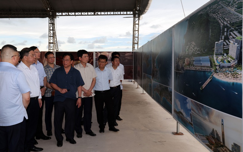 Phó Thủ tướng Thường trực Phạm Gia Túc kiểm tra tiến độ một số công trình trọng điểm phục vụ Hội nghị APEC 2027- Ảnh 3.