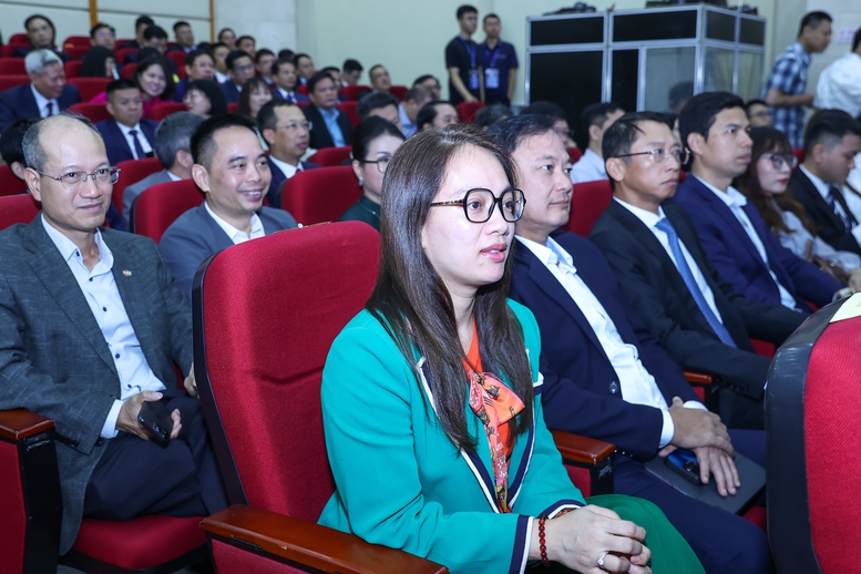 Thủ tướng Lê Minh Hưng: Khoa học công nghệ, đổi mới sáng tạo là yếu tố sống còn để hiện thực hóa khát vọng phát triển đất nước- Ảnh 5.