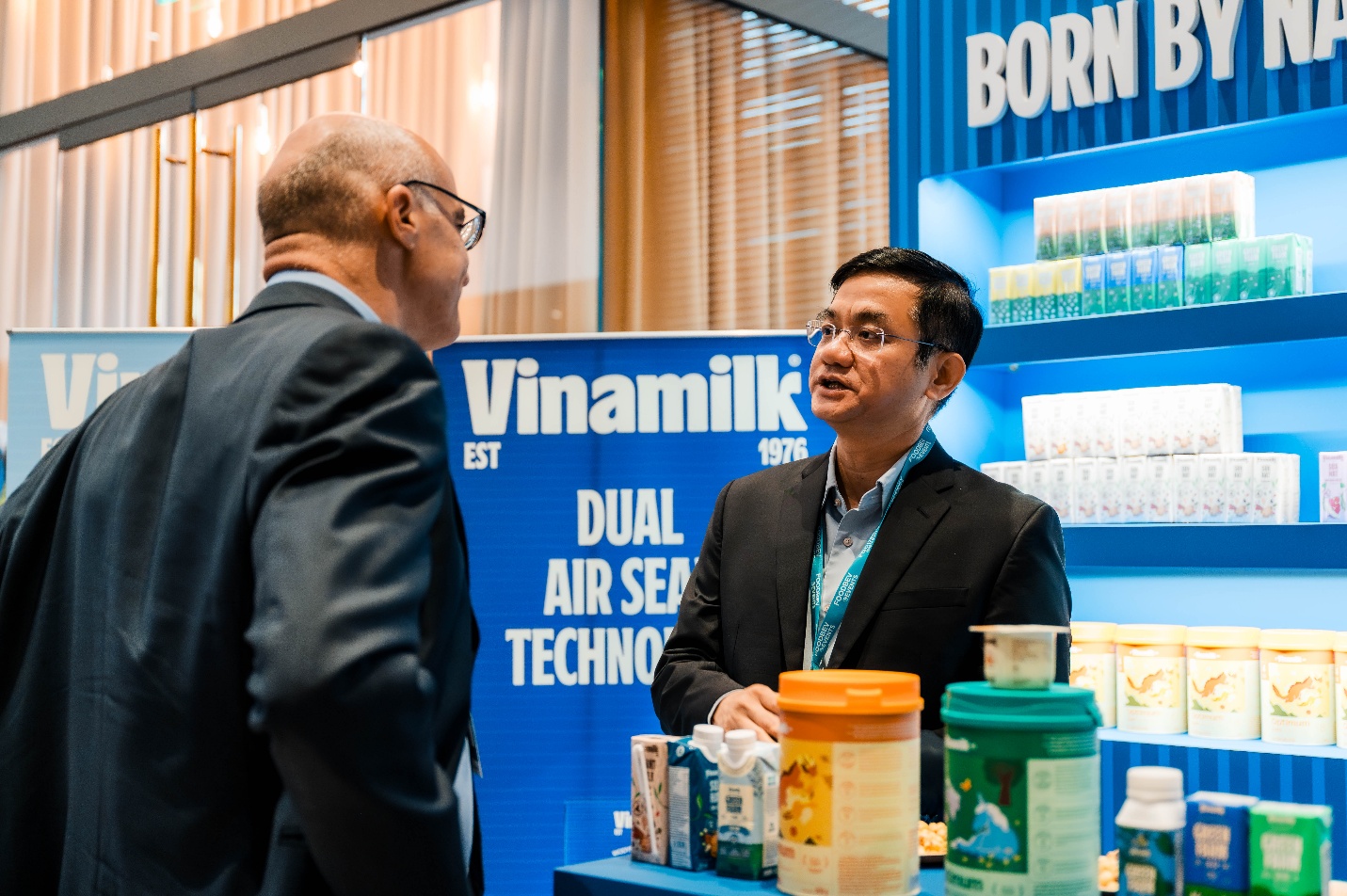 Minh bạch từ nguồn gốc đến chất lượng, Vinamilk củng cố niềm tin người tiêu dùng Việt- Ảnh 2. Minh bạch từ nguồn gốc đến chất lượng, Vinamilk củng cố niềm tin người tiêu dùng Việt- Ảnh 2.