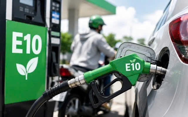 Gỡ rào cản cho xăng E10: Cần cú hích đủ mạnh từ chính sách giá- Ảnh 1. Gỡ rào cản cho xăng E10: Cần cú hích đủ mạnh từ chính sách giá- Ảnh 1.