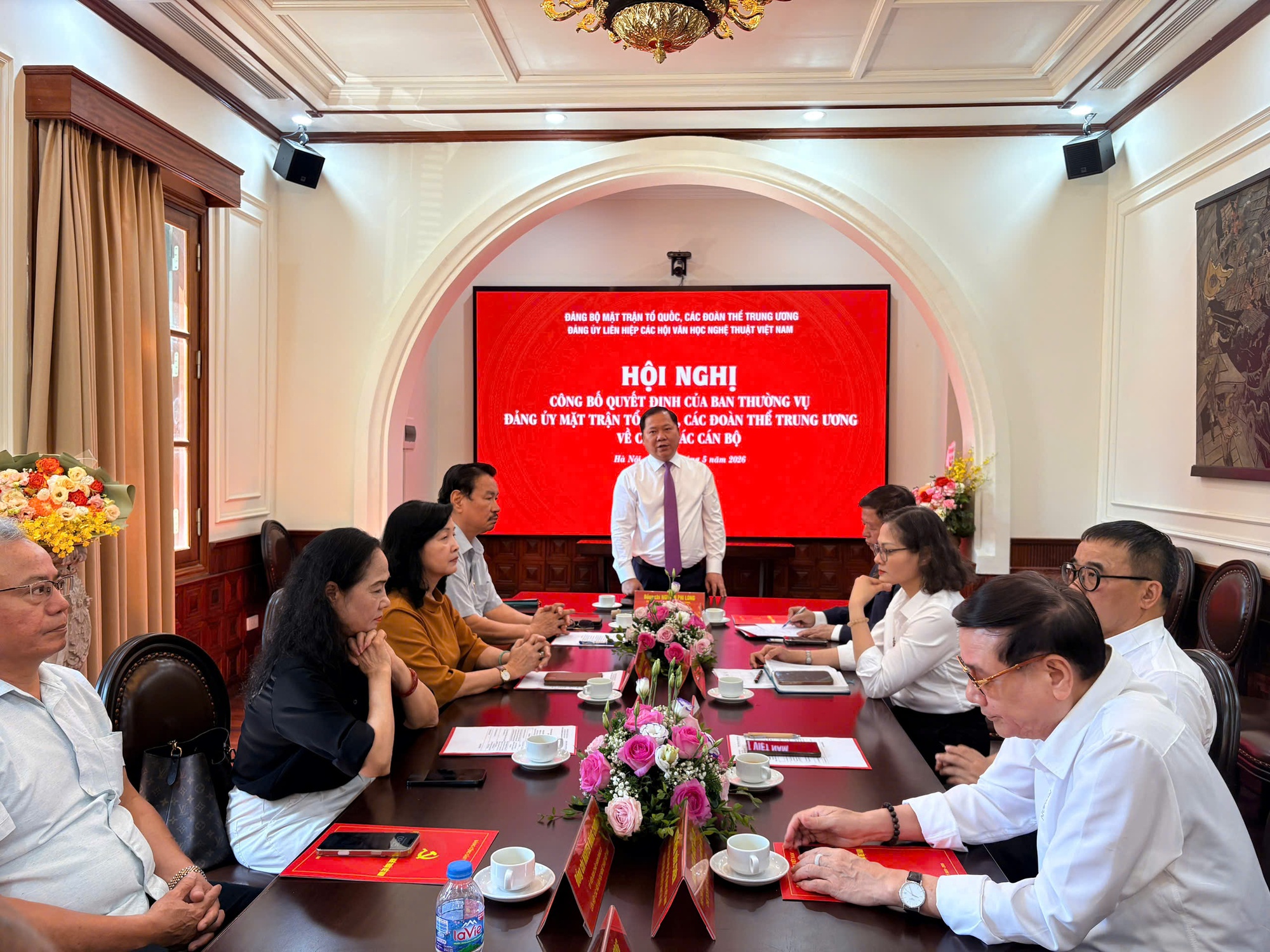 Nhạc sĩ Đỗ Hồng Quân giữ chức Bí thư Đảng ủy Liên hiệp các Hội Văn học Nghệ thuật Việt Nam- Ảnh 2. Nhạc sĩ Đỗ Hồng Quân giữ chức Bí thư Đảng ủy Liên hiệp các Hội Văn học Nghệ thuật Việt Nam- Ảnh 2.