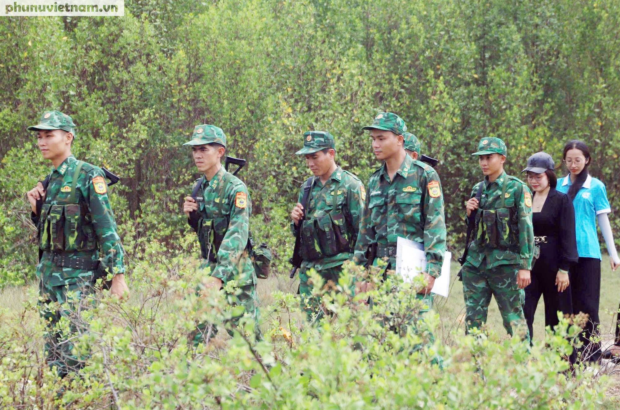 Phụ nữ An Giang chung sức bảo vệ an ninh biên giới- Ảnh 5.