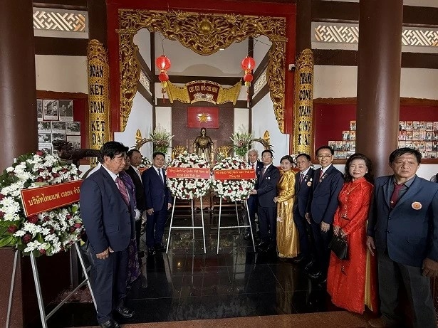 Ho Chi Minh in the spiritual life of Vietnamese people in Thailand- Ảnh 1. Ho Chi Minh in the spiritual life of Vietnamese people in Thailand- Ảnh 1.