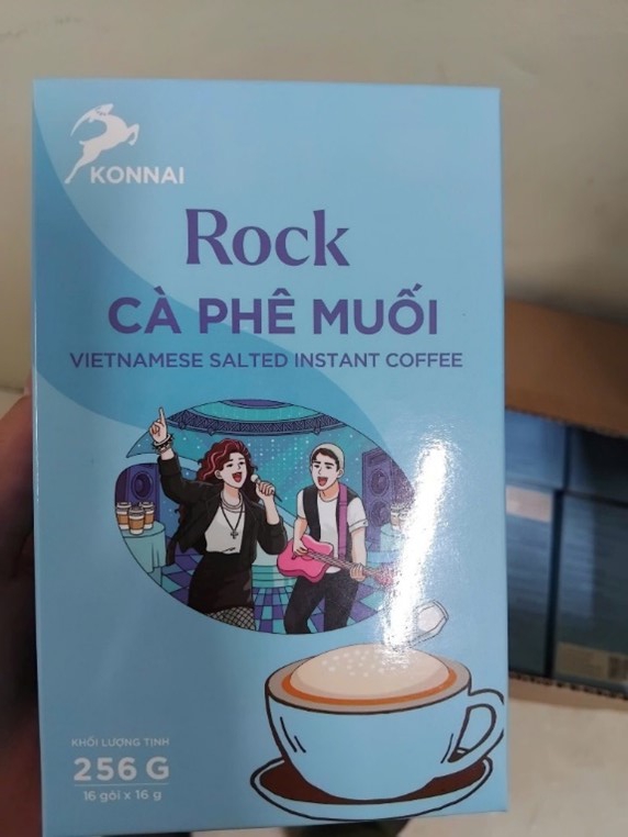 Thu giữ gần 200.000 gói cà phê hòa tan giả tại một công ty- Ảnh 1.