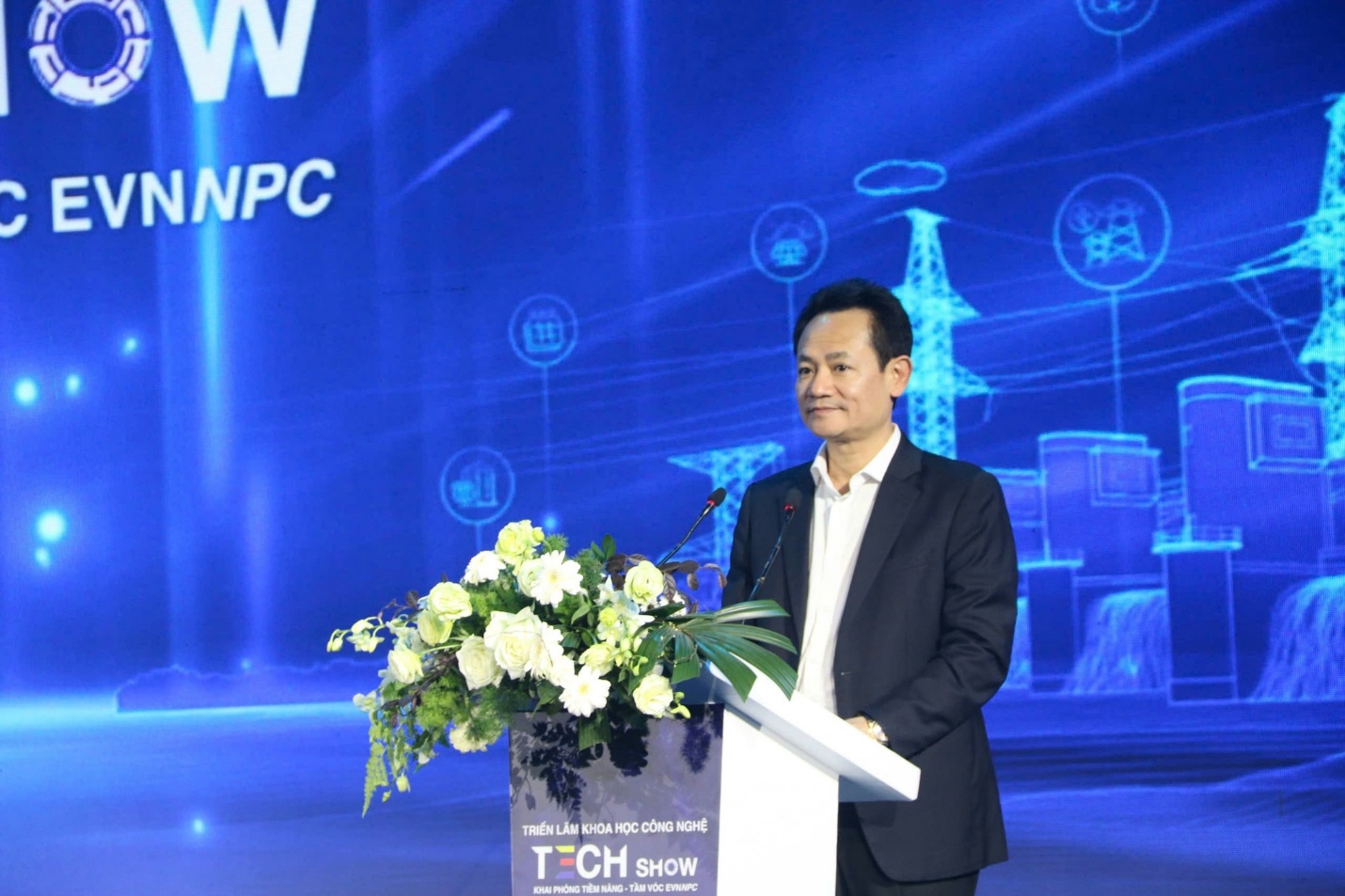 Tổng Giám đốc EVNNPC nhận Giải thưởng Lãnh đạo Sáng tạo và Chuyển đổi số- Ảnh 1. Tổng Giám đốc EVNNPC nhận Giải thưởng Lãnh đạo Sáng tạo và Chuyển đổi số- Ảnh 1.