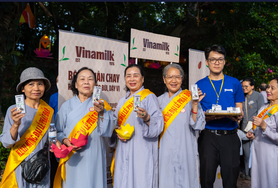 Vinamilk góp phần lan tỏa lối sống xanh tại Lễ hội ẩm thực Chay – Festival Huế 2026 - Ảnh 9.