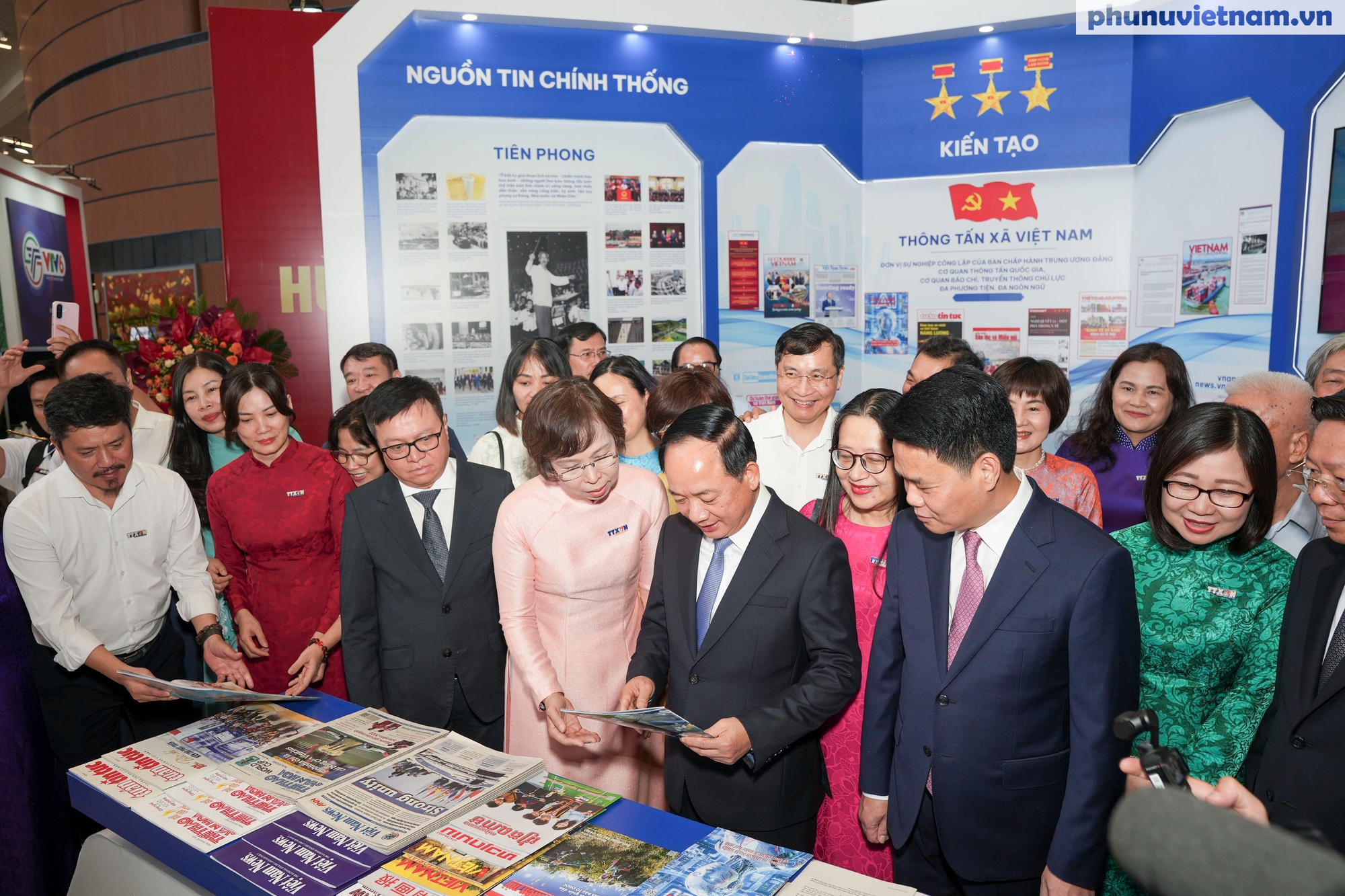 Tưng bừng khai mạc Hội Báo toàn quốc 2026- Ảnh 9. Tưng bừng khai mạc Hội Báo toàn quốc 2026- Ảnh 9.