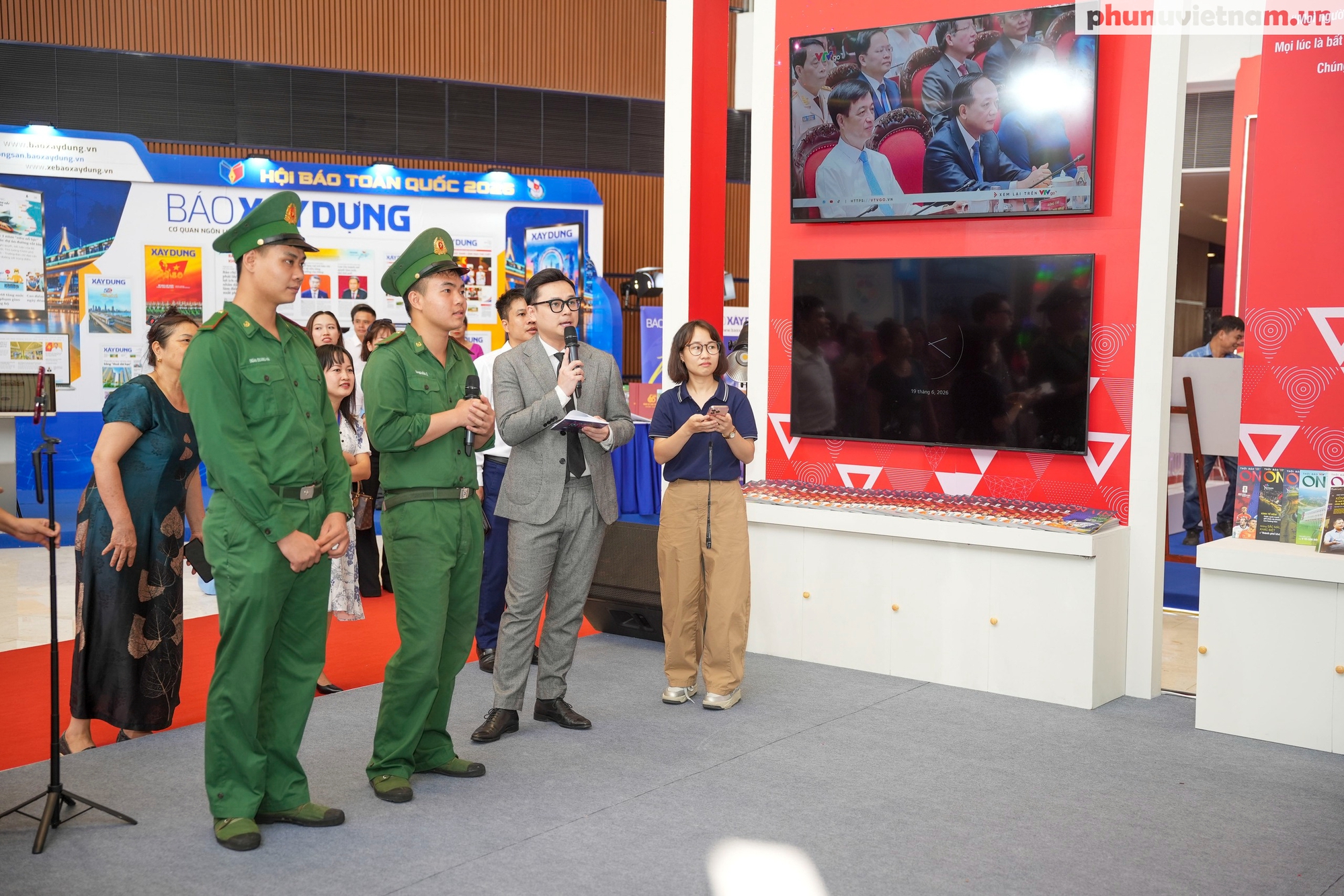 Tưng bừng khai mạc Hội Báo toàn quốc 2026- Ảnh 16. Tưng bừng khai mạc Hội Báo toàn quốc 2026- Ảnh 16.