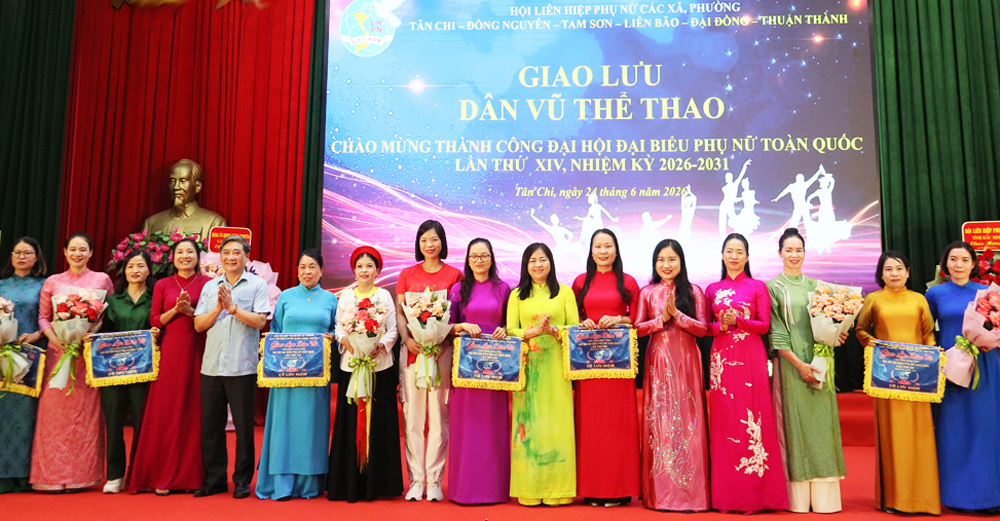 Bắc Ninh: Sôi nổi giao lưu “Vũ điệu khỏe đẹp” chào mừng thành công&nbsp;Đại hội Phụ nữ toàn quốc XIV - Ảnh 1.