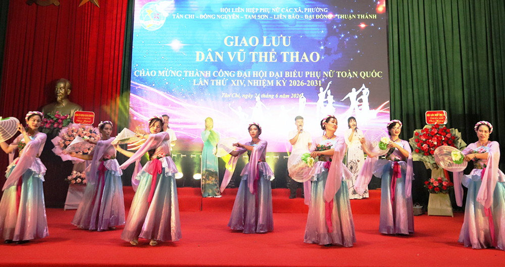 Bắc Ninh: Sôi nổi giao lưu “Vũ điệu khỏe đẹp” chào mừng thành công&nbsp;Đại hội Phụ nữ toàn quốc XIV - Ảnh 2.