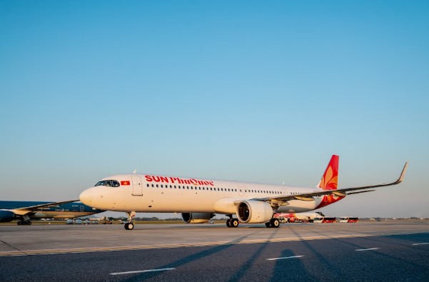 Sun PhuQuoc Airways khai thác đường bay thẳng thường lệ đầu tiên giữa Phú Quốc và Thành Đô, triển khai ưu đãi toàn hệ sinh thái Sun Group - Ảnh 1.