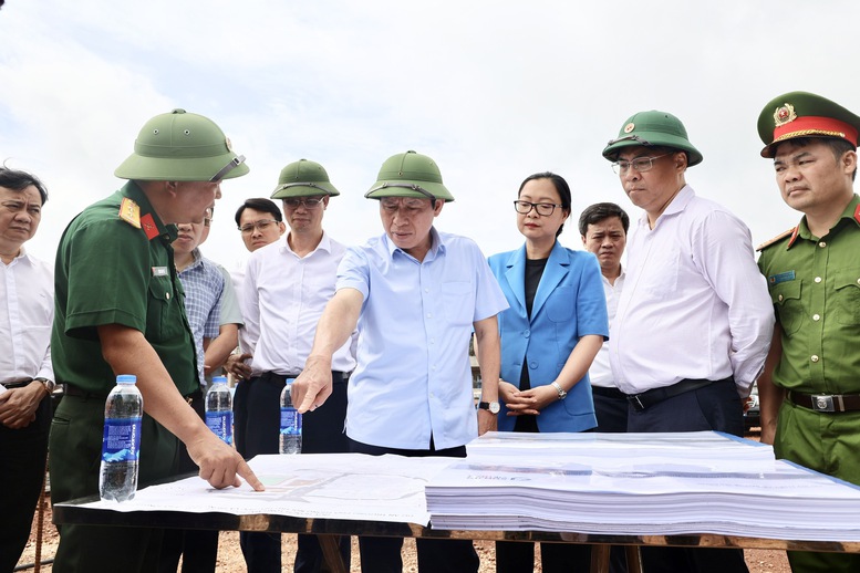 Phó Thủ tướng Lê Tiến Châu: Cao Bằng khó khăn về nguồn lực nhưng không được "khó" về quyết tâm và cách làm- Ảnh 1.