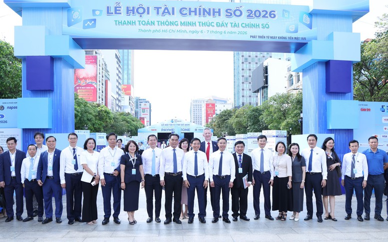 Phó Thủ tướng Nguyễn Văn Thắng: Thanh toán không dùng tiền mặt trở thành huyết mạch của nền kinh tế số- Ảnh 5.