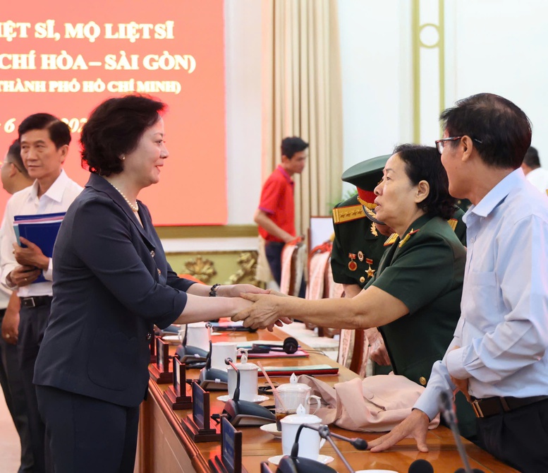 Phó Thủ tướng Phạm Thị Thanh Trà: Tiến thêm một bước quan trọng trên hành trình tìm kiếm khu mộ liệt sĩ tập thể tại Công viên Lê Thị Riêng- Ảnh 4.