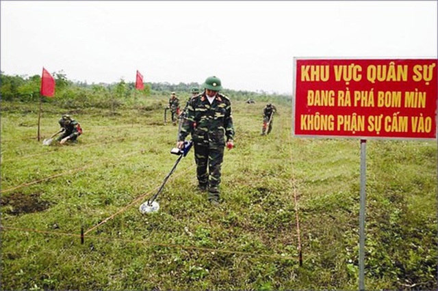 Đẩy mạnh "Chiến dịch 500 ngày đêm" tìm kiếm, quy tập 7.000 hài cốt liệt sĩ- Ảnh 2. Đẩy mạnh "Chiến dịch 500 ngày đêm" tìm kiếm, quy tập 7.000 hài cốt liệt sĩ- Ảnh 2.