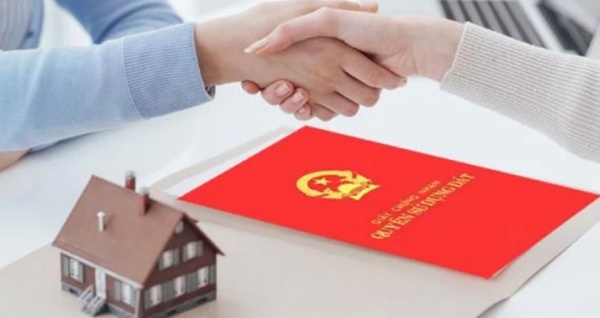 Mua bán bằng giấy viết tay: "Canh bạc pháp lý" trong giao dịch bất động sản - Ảnh 3.