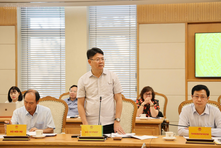 Phó Thủ tướng Phạm Thị Thanh Trà yêu cầu siết chặt an toàn thực phẩm tại trường học, xử lý vi phạm không có vùng cấm - Ảnh 4.