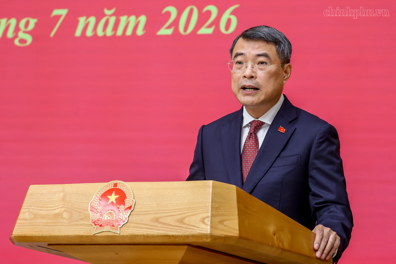 Thủ tướng trao quyết định giao Quyền Bộ trưởng Bộ Nội vụ và bổ nhiệm Thứ trưởng Thường trực Bộ Dân tộc và Tôn giáo- Ảnh 5.
