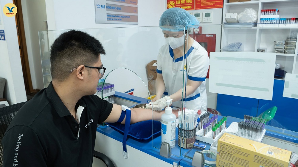 5 xét nghiệm nên thực hiện định kỳ để bảo vệ lá gan khỏe mạnh - Ảnh 2.