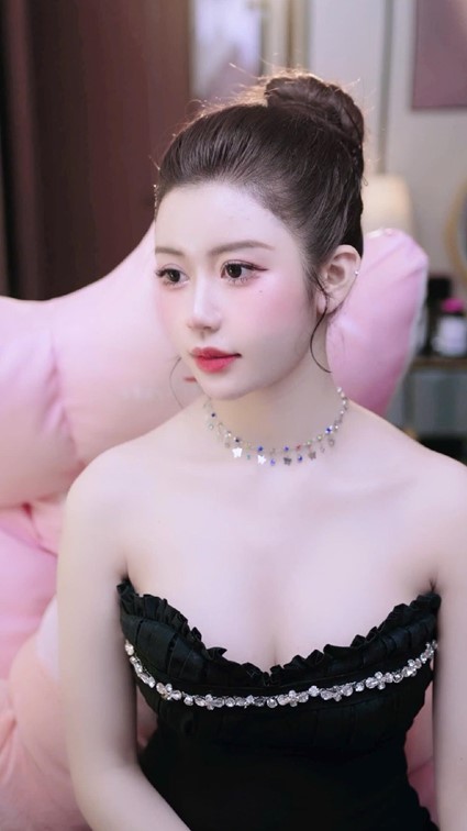 Phía sau màn hình triệu view: Khi bản lĩnh chiến thắng sự đơn độc- Ảnh 1.
