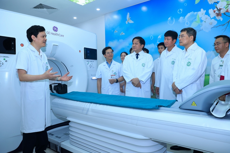Thủ tướng Lê Minh Hưng: Xây dựng những bệnh viện hiện đại và hình thành hệ sinh thái y tế phát triển đồng bộ- Ảnh 8.